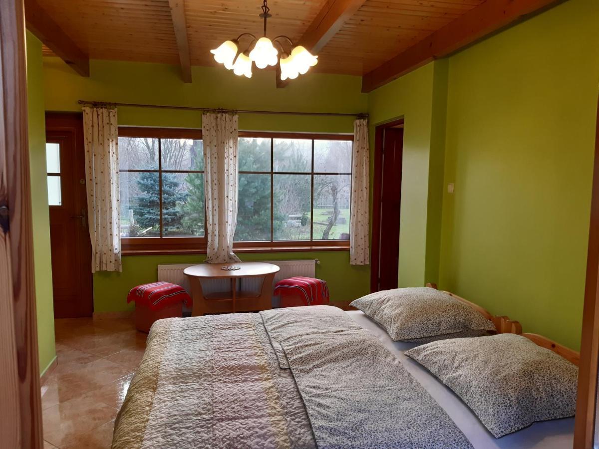 Agroturystyka Tam Gdzie Sosny Scinawka Dolna Exterior photo